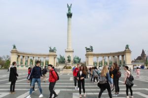 monumento aos heróis budapeste